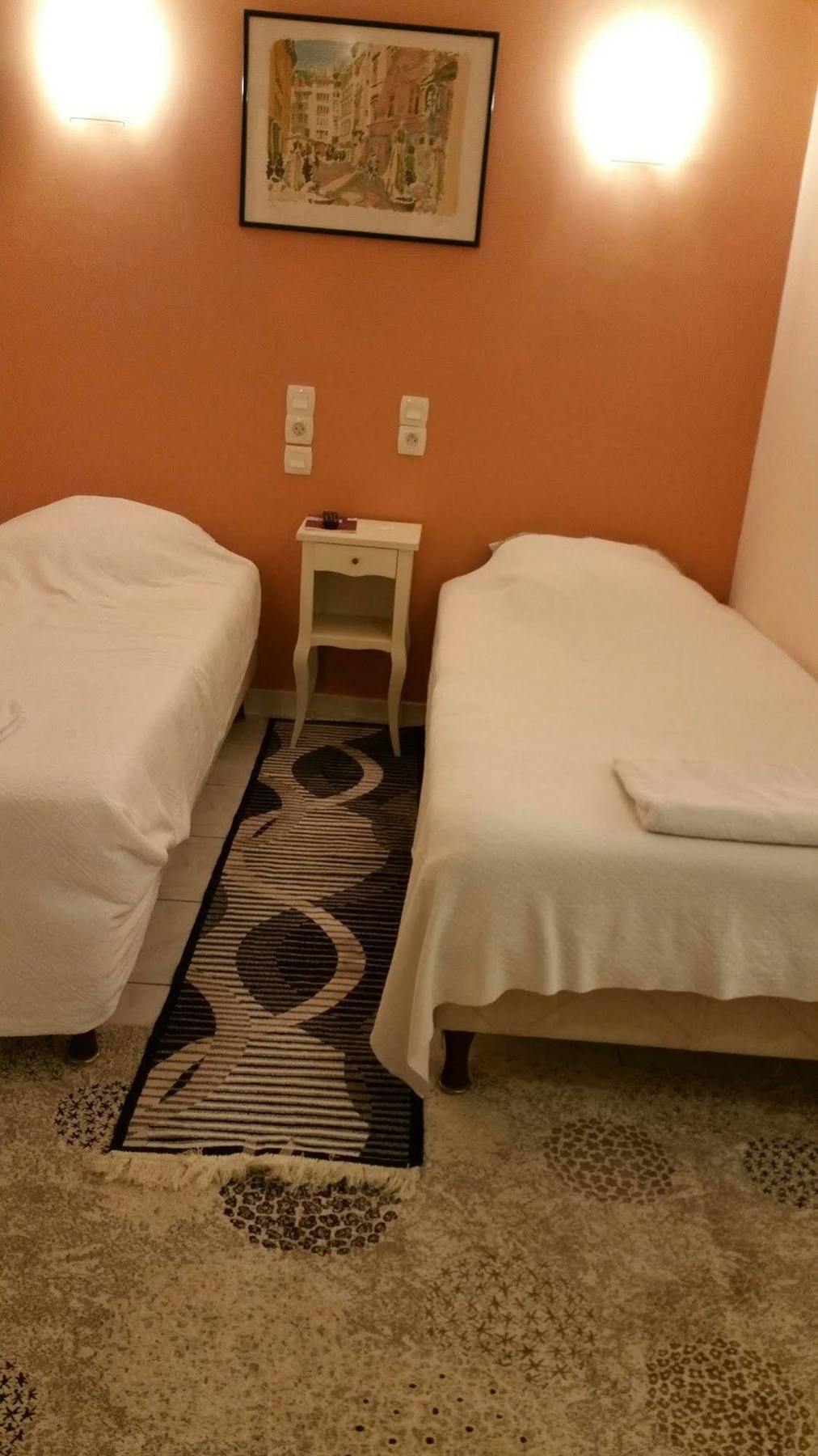 Hotel Des Voyageurs Montpellier Luaran gambar